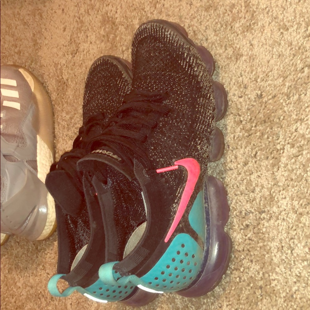 Nike air vapormaxs